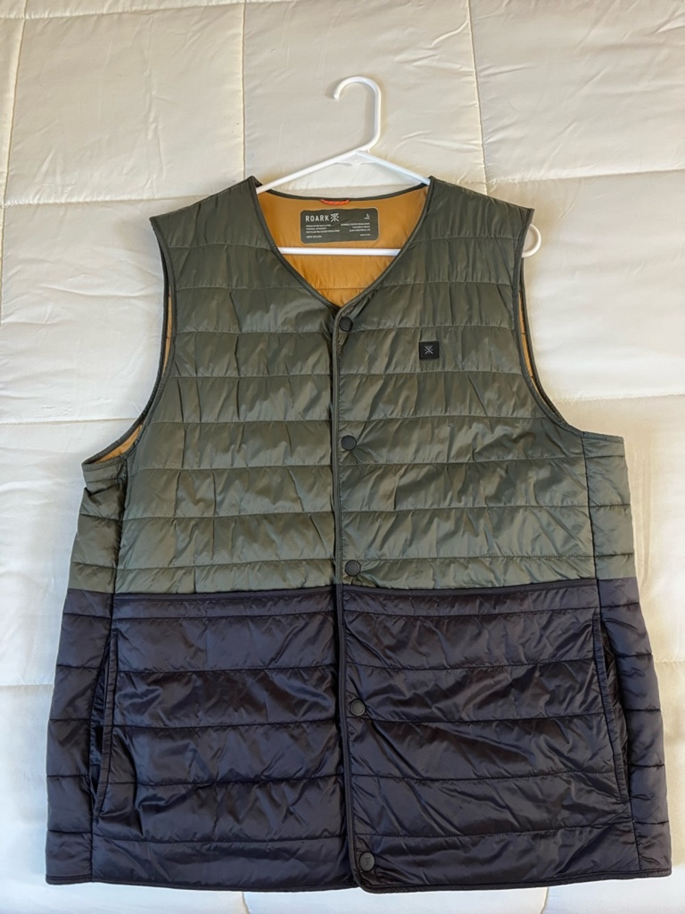 Roark Quilted Colorblock Vest in Olive & Black